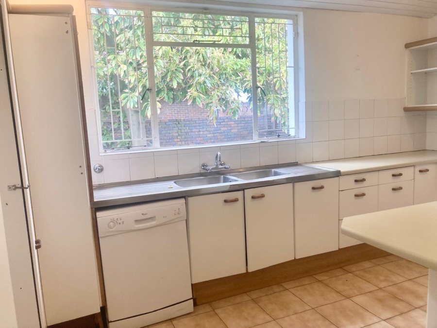 To Let 5 Bedroom Property for Rent in Rondebosch Western Cape